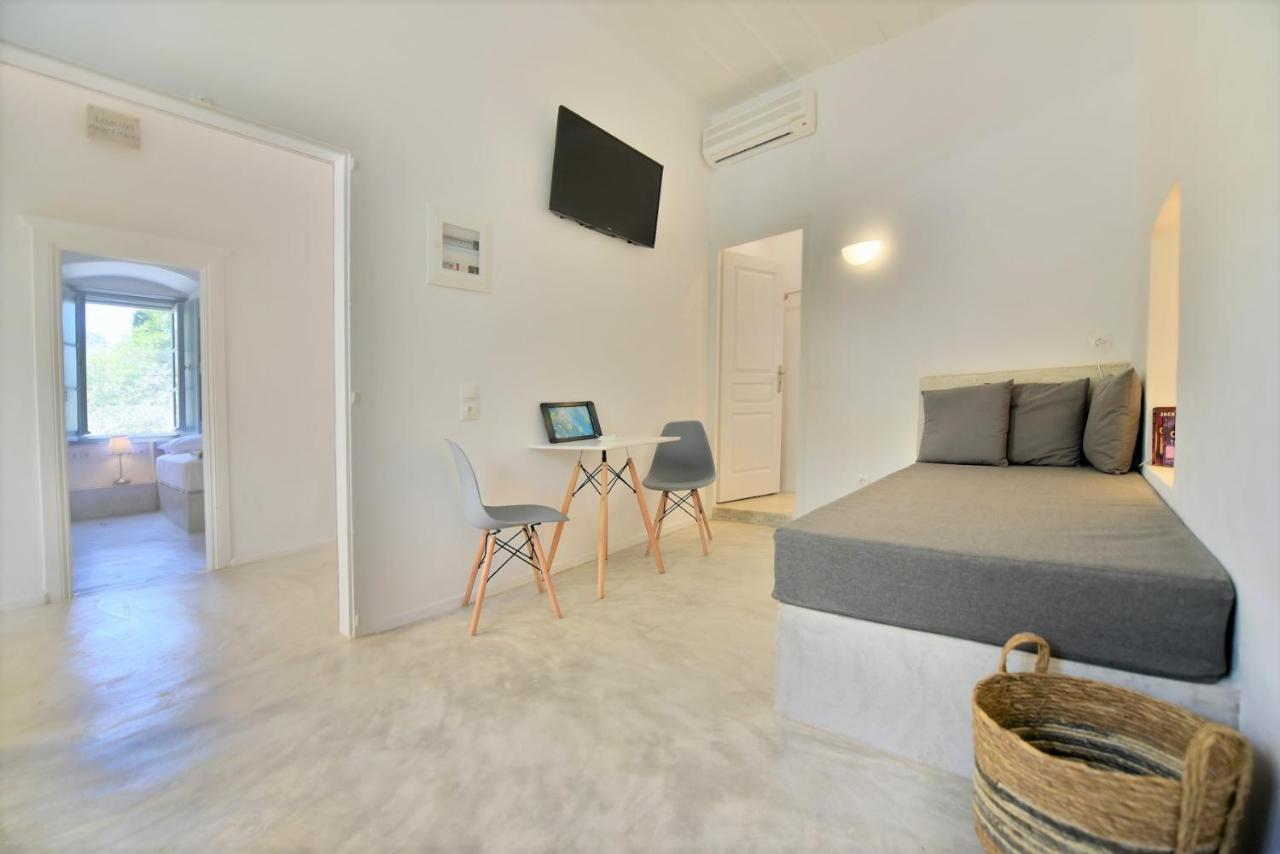 Loukia'S Apartments Hydra  Esterno foto